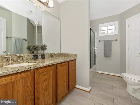 Bath - 17027 Tom Fox Ave, Poolesville, MD 20837 photo 5 of 6