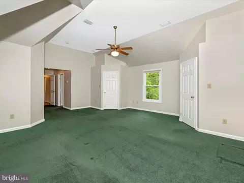 Bedroom - 17027 Tom Fox Ave, Poolesville, MD 20837 photo 4 of 11