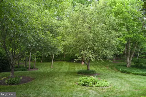Exterior - 17027 Tom Fox Ave, Poolesville, MD 20837 photo 16 of 22