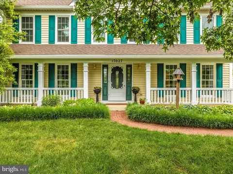 Exterior - 17027 Tom Fox Ave, Poolesville, MD 20837 photo 2 of 22