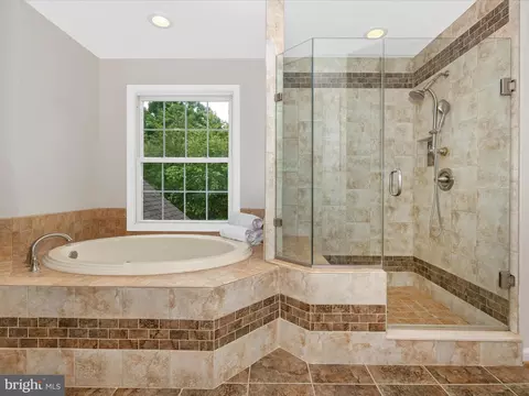 Bath - 17027 Tom Fox Ave, Poolesville, MD 20837 photo 4 of 6