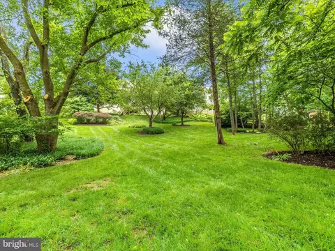 Exterior - 17027 Tom Fox Ave, Poolesville, MD 20837 photo 10 of 22