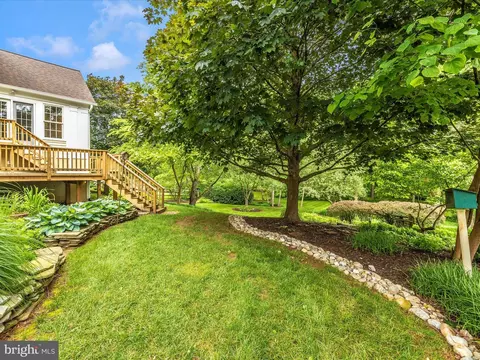 Exterior - 17027 Tom Fox Ave, Poolesville, MD 20837 photo 7 of 22