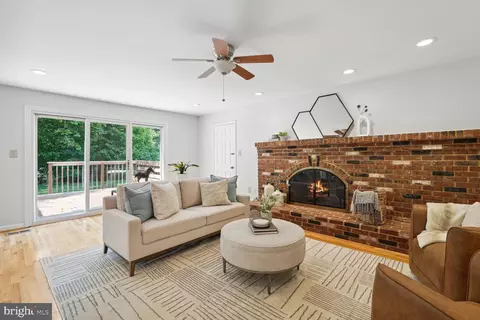 9813 Korman Ct, Potomac, MD 20854 photo 22