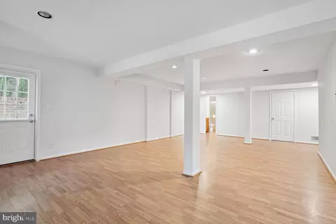 9813 Korman Ct, Potomac, MD 20854 photo 44