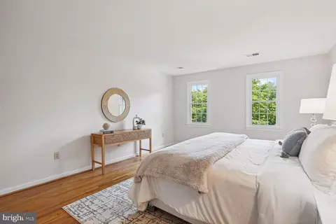 9813 Korman Ct, Potomac, MD 20854 photo 30