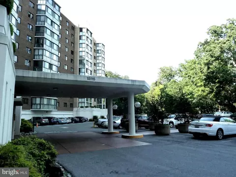 15115 Interlachen Dr N #3-320, Silver Spring, MD 20906 photo 2