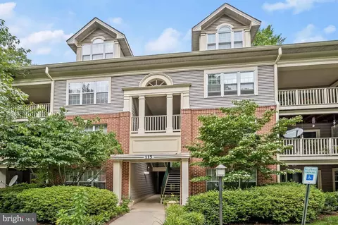 115 Timberbrook Ln #302, Gaithersburg, MD 20878