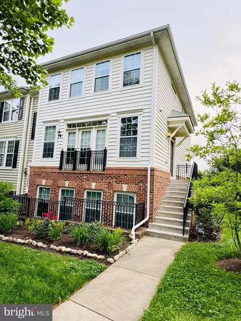 17622 Phelps Hill Ln, Derwood, MD 20855
