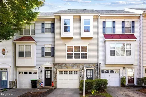 13526 Hamlet Square Ct, Germantown, MD 20874