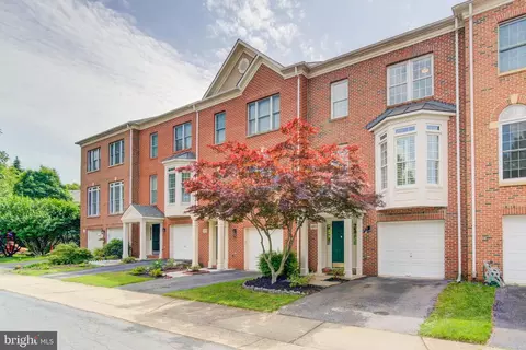 480 Winding Rose Dr, Rockville, MD 20850