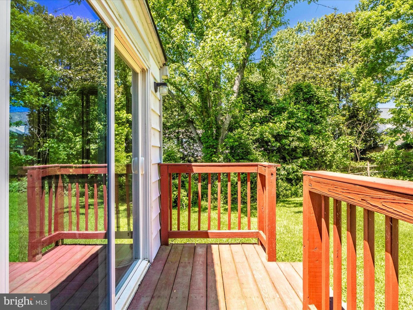 Exterior - 12540 Falls Rd, Potomac, MD 20854 photo 6 of 14