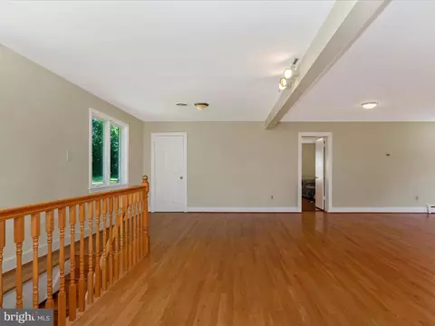 Living - 12540 Falls Rd, Potomac, MD 20854 photo 6 of 9
