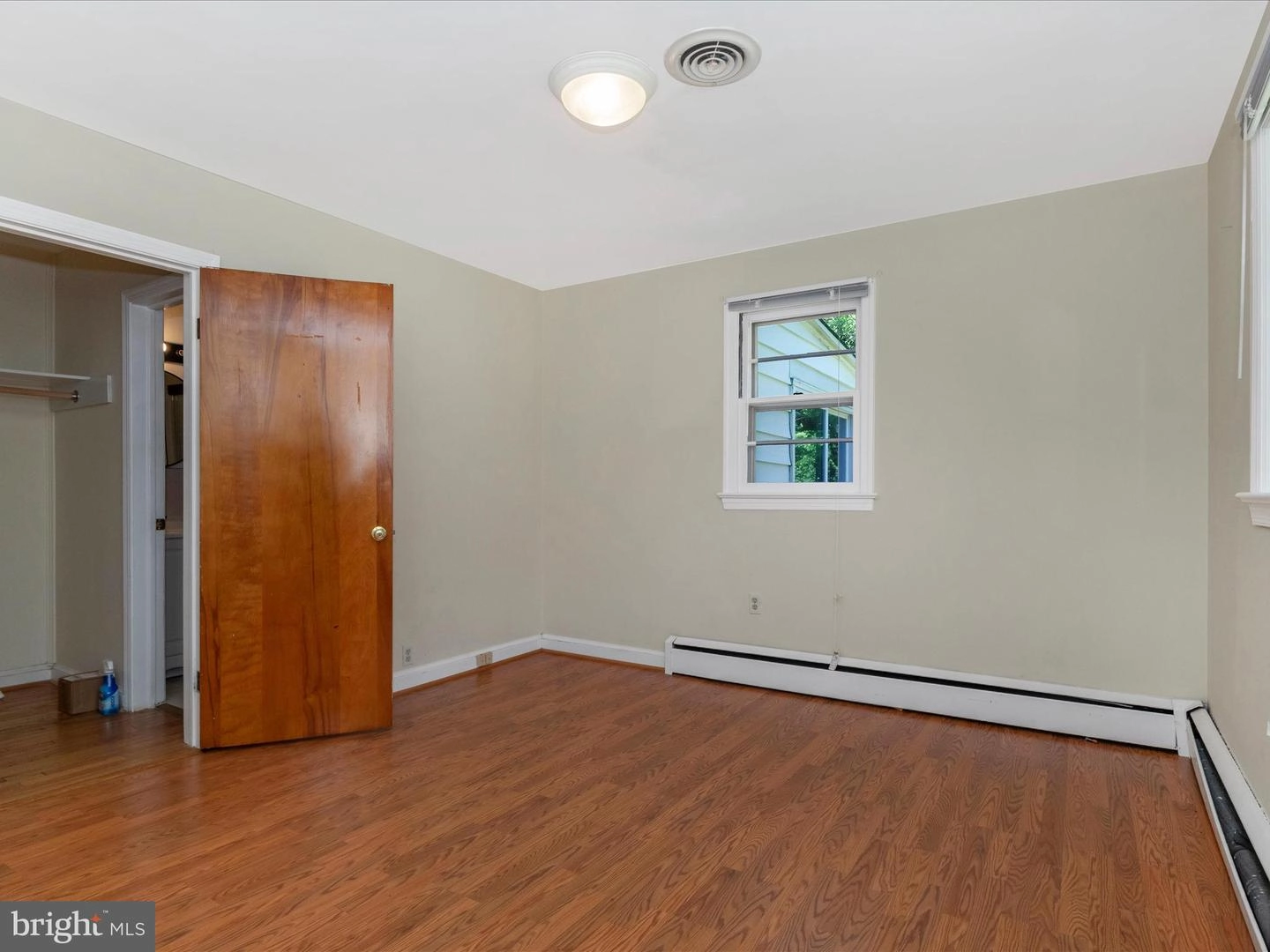 Bedroom - 12540 Falls Rd, Potomac, MD 20854 photo 4 of 5