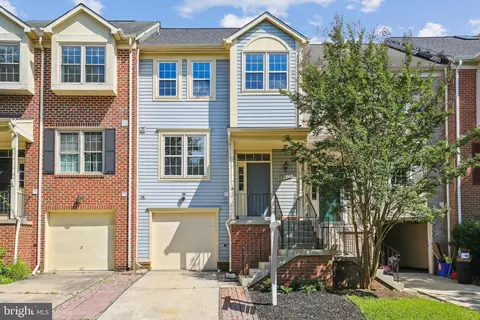 20405 Ivybridge Ct, Montgomery Village, MD 20886