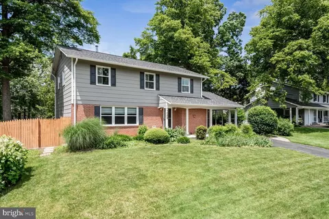 1008 Broadmore Cir, Silver Spring, MD 20904 photo 33