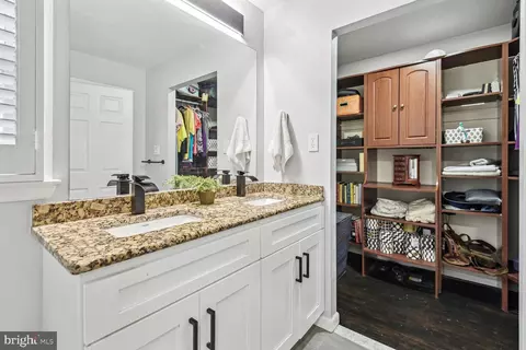 1008 Broadmore Cir, Silver Spring, MD 20904 photo 18
