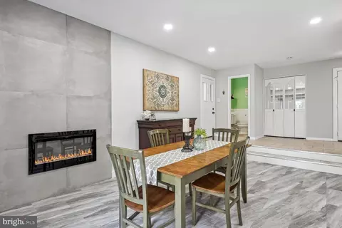 1008 Broadmore Cir, Silver Spring, MD 20904 photo 7
