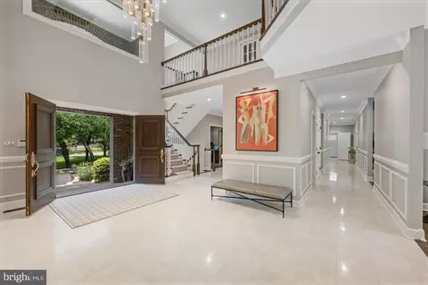 Entry Way - 10011 Gary Rd, Potomac, MD 20854 photo 2 of 15