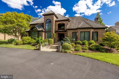 10011 Gary Rd, Potomac, MD 20854