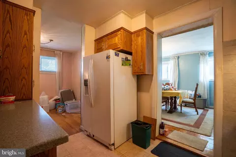 Entry Way - 1603 Woodman Ave, Silver Spring, MD 20902 photo 2 of 3