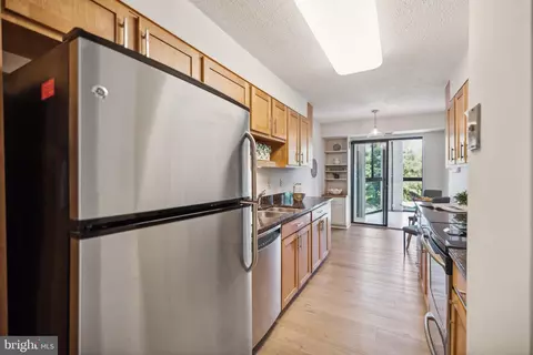 15107 Interlachen Dr #601, Silver Spring, MD 20906 photo 10