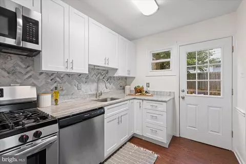 Kitchen - 12117 Centerhill St, Silver Spring, MD 20902 photo 3 of 3