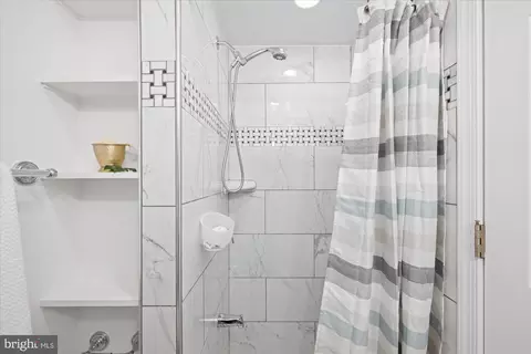 Bath - 12117 Centerhill St, Silver Spring, MD 20902 photo 2 of 4