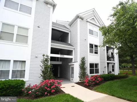 10001 Vanderbilt Cir #4-2, Rockville, MD 20850