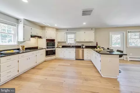 Kitchen - 10118 Mckenney Ave, Silver Spring, MD 20902 photo 1 of 3