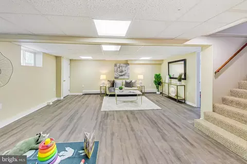 Living - 10118 Mckenney Ave, Silver Spring, MD 20902 photo 3 of 3