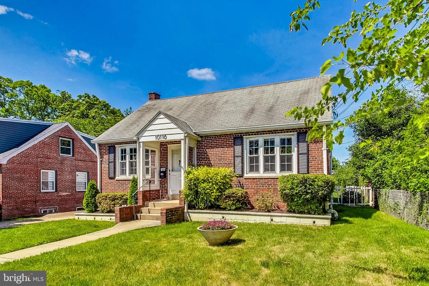 Exterior - 10118 Mckenney Ave, Silver Spring, MD 20902 photo 2 of 8