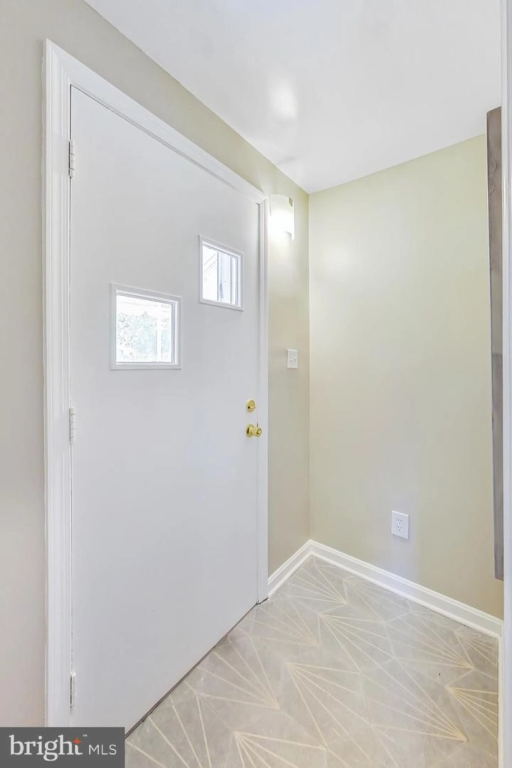Entry Way - 10118 Mckenney Ave, Silver Spring, MD 20902 photo 1 of 3