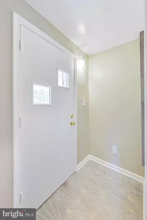 Entry Way - 10118 Mckenney Ave, Silver Spring, MD 20902 photo 1 of 3