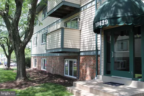 19629 Gunners Branch Rd #4-0411, Germantown, MD 20876