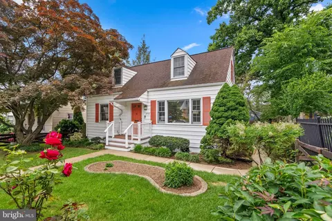2708 Weisman Rd, Silver Spring, MD 20902 photo 3