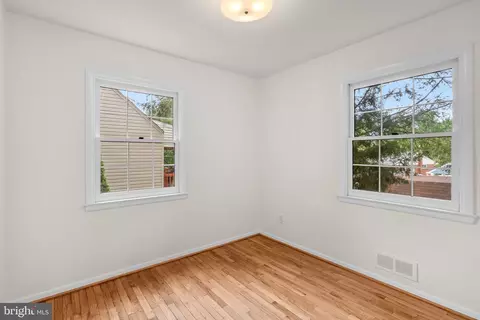 2708 Weisman Rd, Silver Spring, MD 20902 photo 13