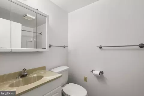 13000 Greenstone Ct, Silver Spring, MD 20904 photo 37
