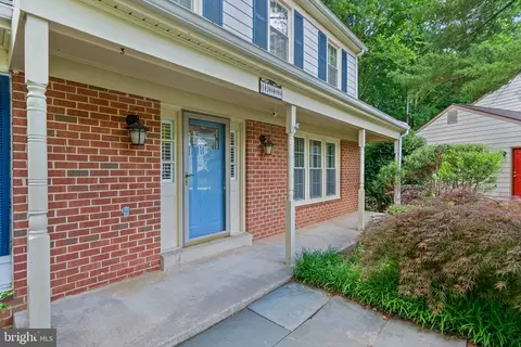 13000 Greenstone Ct, Silver Spring, MD 20904 photo 2