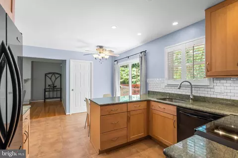 13000 Greenstone Ct, Silver Spring, MD 20904 photo 12
