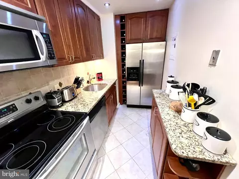 2212 Washington Ave #2212-W, Silver Spring, MD 20910 photo 7