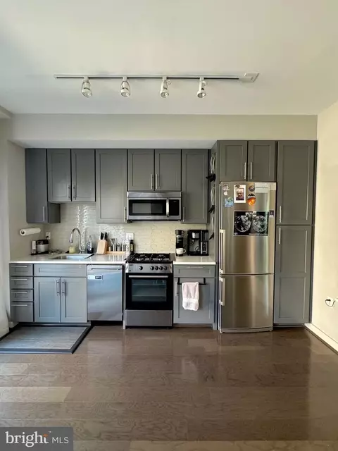 Kitchen - 1320 Fenwick Ln #812, Silver Spring, MD 20910 photo 1 of 1