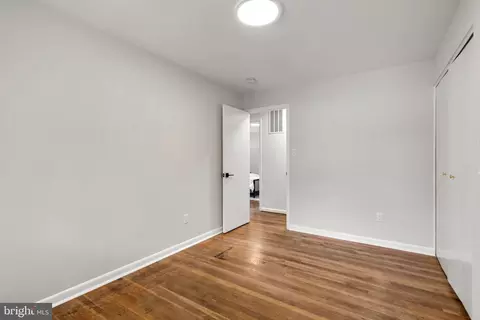 Bedroom - 11523 Charlton Dr, Silver Spring, MD 20902 photo 6 of 6