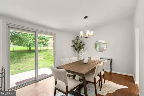 Dining - 11523 Charlton Dr, Silver Spring, MD 20902 photo 1 of 7