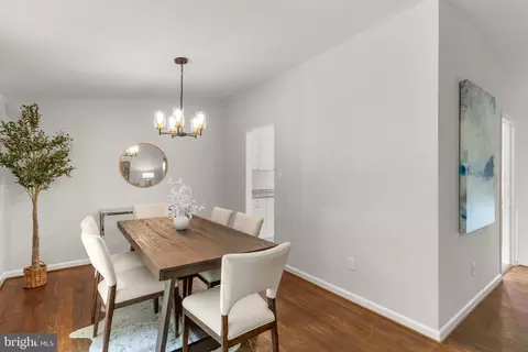 Dining - 11523 Charlton Dr, Silver Spring, MD 20902 photo 2 of 7