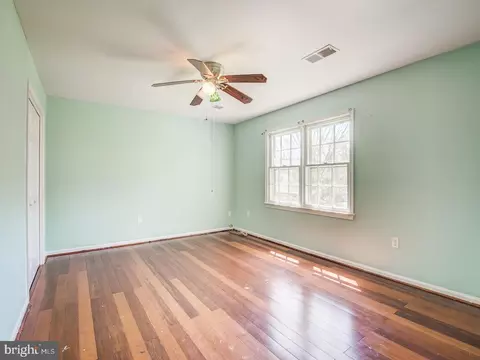 Bedroom - 208 Colesville Manor Dr, Silver Spring, MD 20904 photo 8 of 14