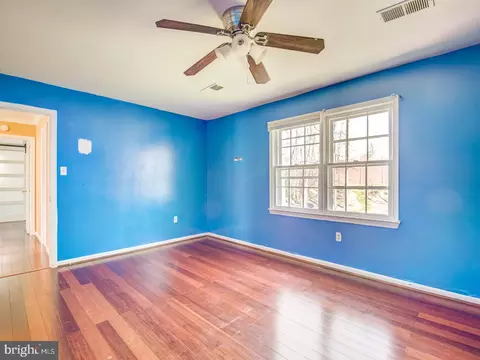 Bedroom - 208 Colesville Manor Dr, Silver Spring, MD 20904 photo 7 of 14