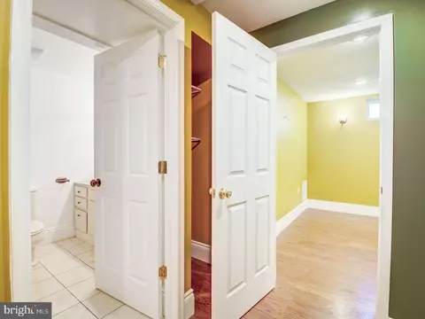 Entry Way - 208 Colesville Manor Dr, Silver Spring, MD 20904 photo 7 of 9