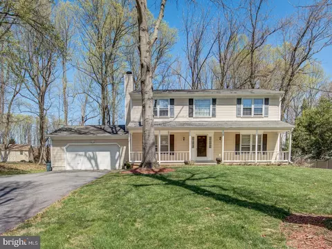 Exterior - 208 Colesville Manor Dr, Silver Spring, MD 20904 photo 1 of 10
