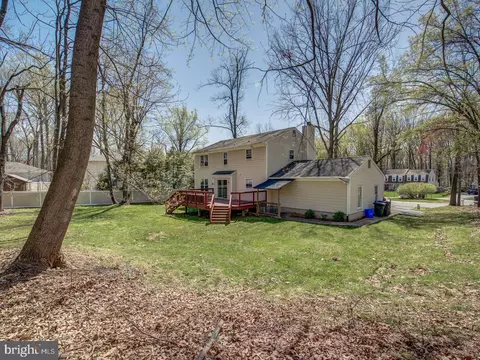 Exterior - 208 Colesville Manor Dr, Silver Spring, MD 20904 photo 5 of 10
